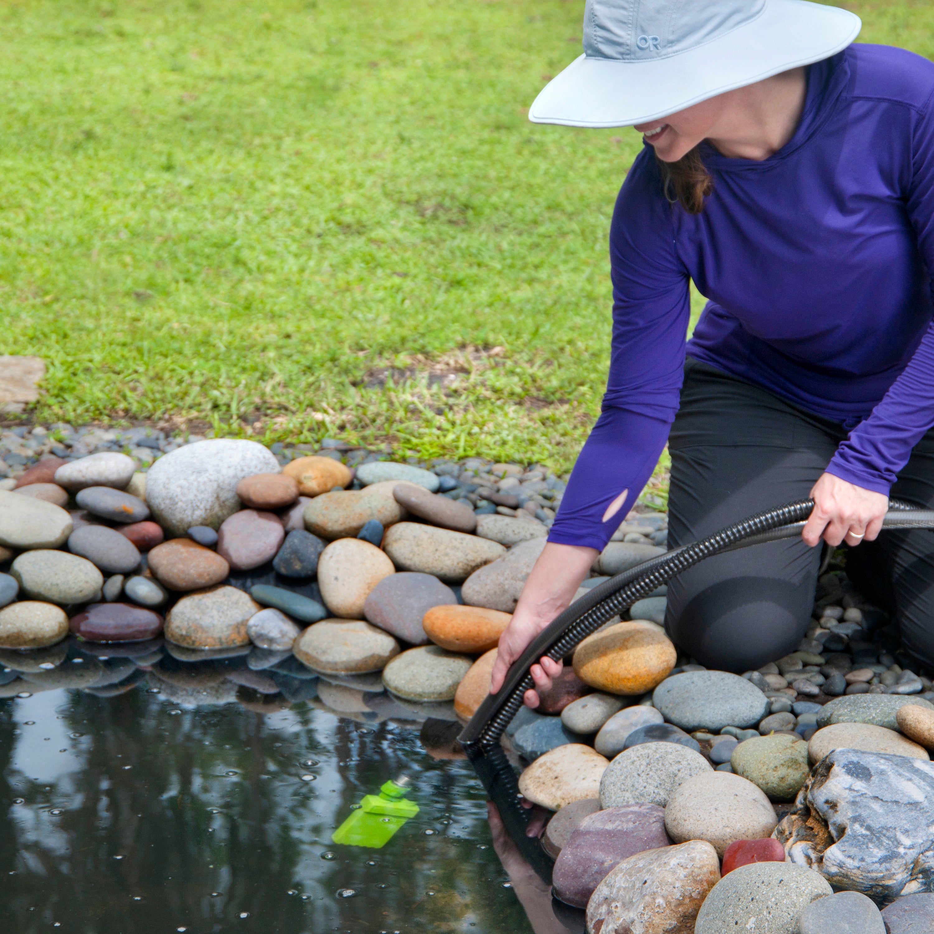 Pond Sucker Handheld Vacuum